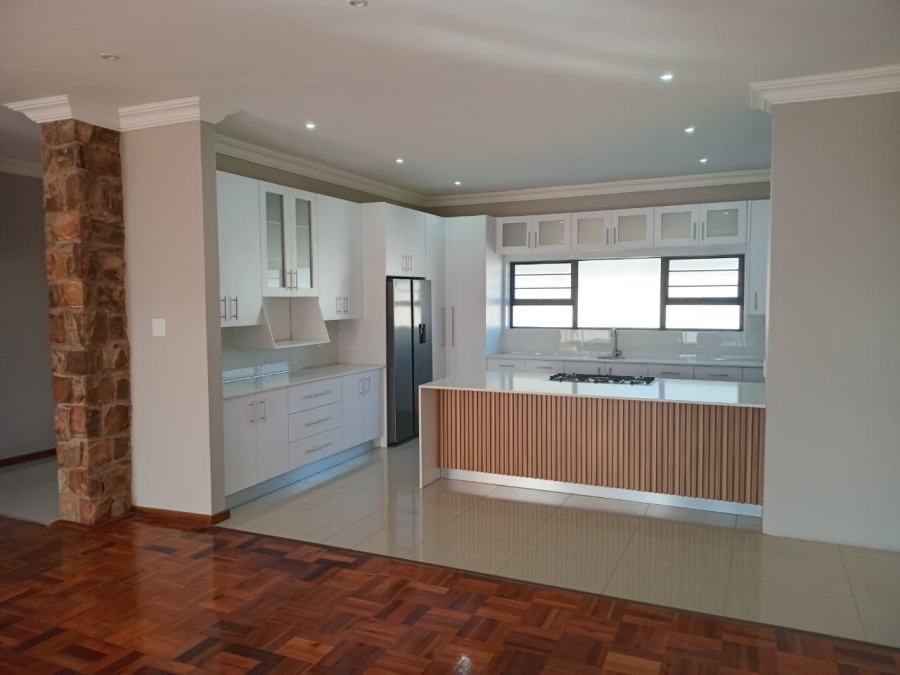 4 Bedroom Property for Sale in Despatch Central Eastern Cape